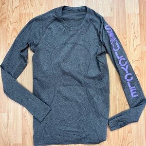 Lululemon SOULCYCLE Swiftly Tee along Sleeve Grey Size 6